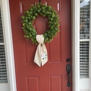 Wreath sashes